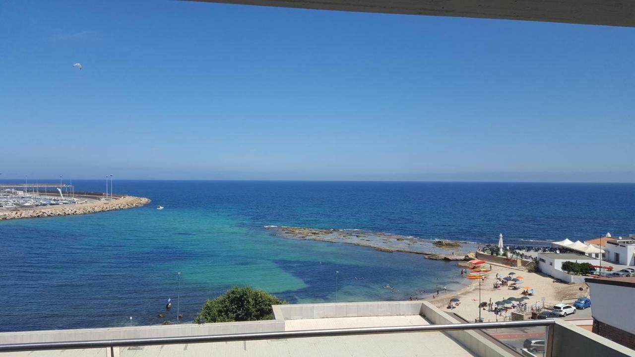 Casa Vacanze Lungomare Porto Torres Buitenkant foto