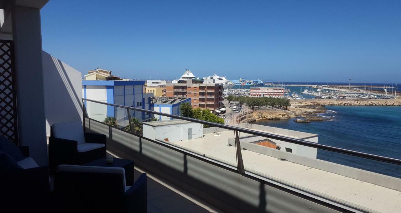 Casa Vacanze Lungomare Porto Torres Buitenkant foto